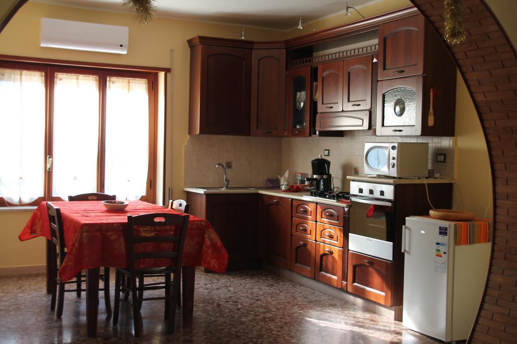 B&B A Casa Di Nonna Fondi Exterior foto