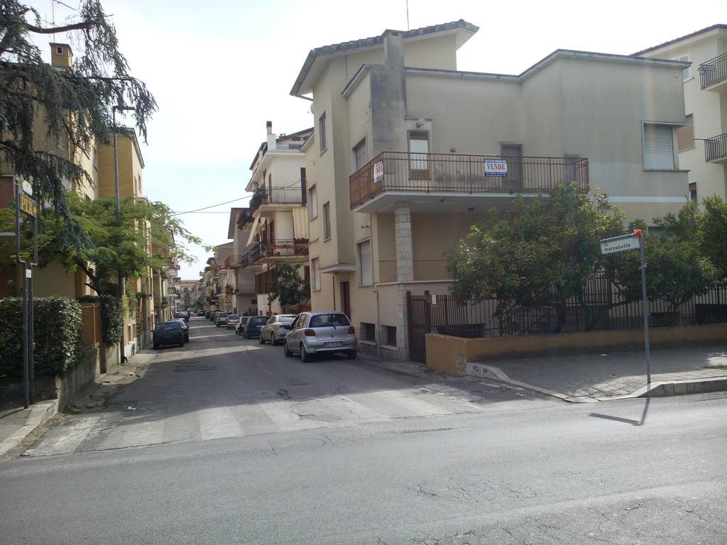B&B A Casa Di Nonna Fondi Exterior foto