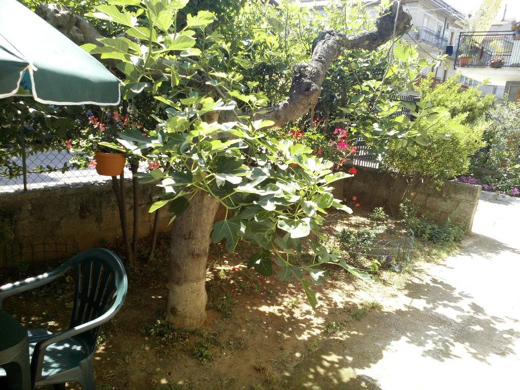 B&B A Casa Di Nonna Fondi Exterior foto
